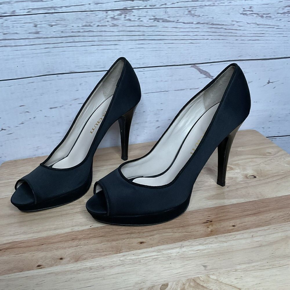 CLAUDIA CIUTI Black Satin Pumps Open Toe Heels Size 9,5 M Italy Perfect